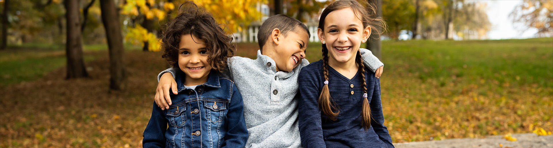 Harris kids are all smiles after Mia's full recovery from a terrible accident.
